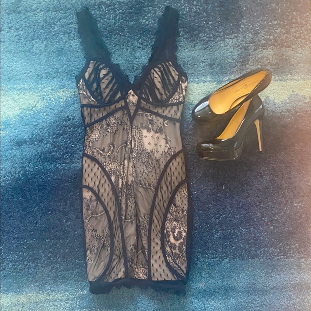 Little black lacy cocktail dress 🖤
